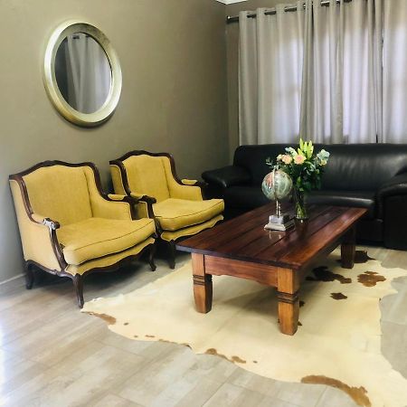 Nongoma Lodge & Inn Cc Екстер'єр фото