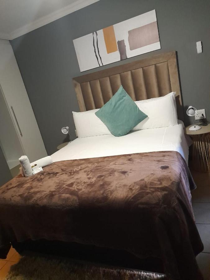 Nongoma Lodge & Inn Cc Екстер'єр фото