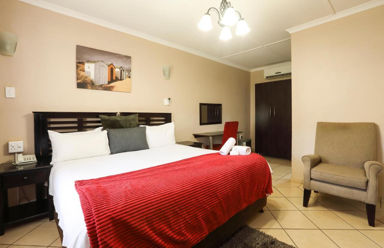 Nongoma Lodge & Inn Cc Екстер'єр фото