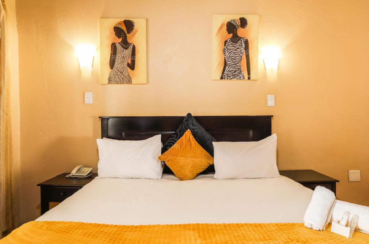 Nongoma Lodge & Inn Cc Екстер'єр фото